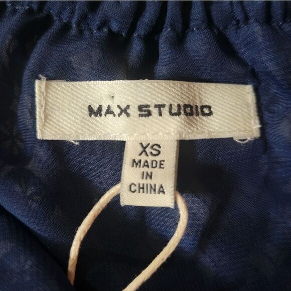 Max Studio Women's Navy Print Tank Blouse Top - Picture 4 of 13